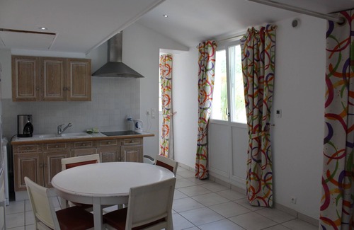Vitry-le-Francois Cottage | Gîte-Salle de bain-Orchidée