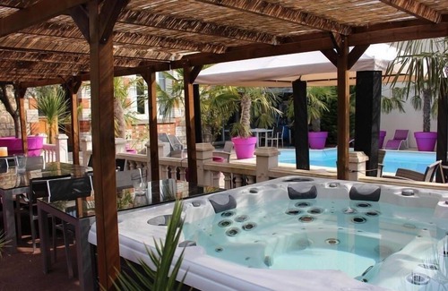 Vitry-le-Francois Cottage | Gîte-Salle de bain-Orchidée
