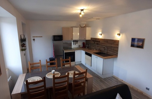 Bonnevaux Appartement | Gîte Entièrement Refait Dans une Ferme Comtoise au Milieu de la Nature