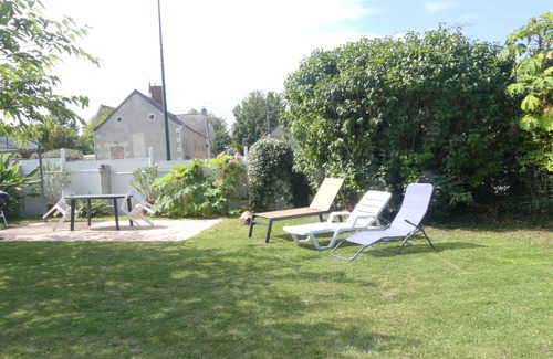 Noyant-la-Plaine Maison | Gîte Entre La Maine et La Loire, animaux acceptés.