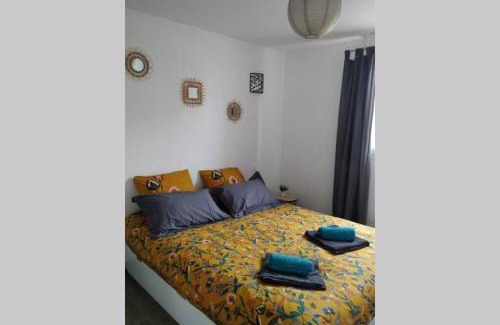 Champagne-les-Marais Appartement | gîte "entre terre et mer "climatisé à proximité de la Rochelle et des côtes vendéennes !