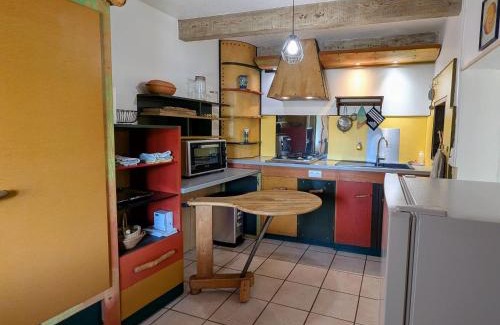 Coulevon Maison | Gîte entre ville et campagne, Wi-Fi gratuit, sur circuit des peintres - FR-1-583-502