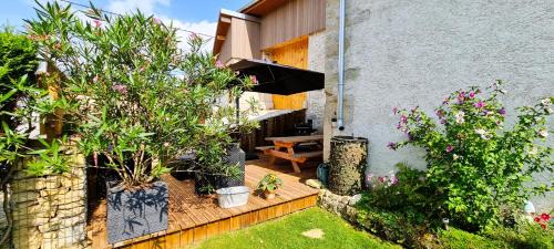 Vellerot-les-Vercel Maison | Gîte et SPA Chez Jules