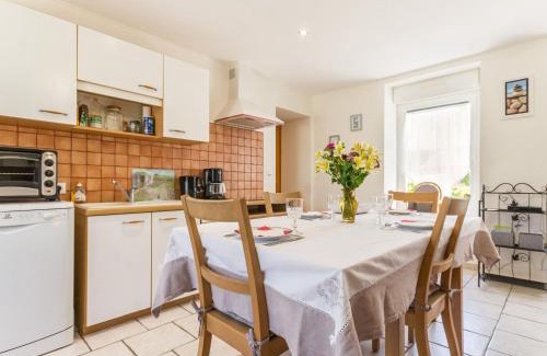 Sainte-Reine-de-Bretagne Maison | Gîte familial près de Guérande avec jardin, terrasse, jeux pour enfants, et coin détente - FR-1-306-1095