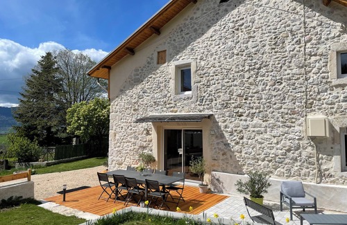 Virieu-le-Petit Cottage | Gîte Familial en Valromey