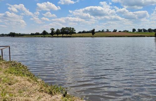Montjean Maison | Gîte familial avec piscine, pêche et activités nature - Jusqu'à 6 pers - FR-1-600-66