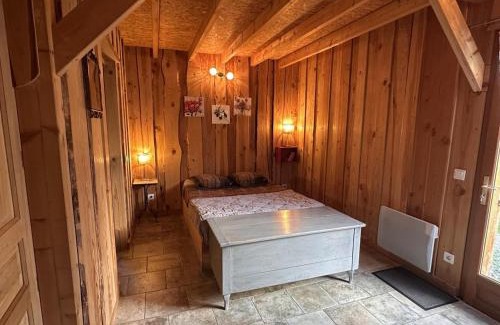 Vernusse Maison | Gîte familial avec piscine chauffée, sauna et activités sur domaine de 15 hectares - FR-1-489-357