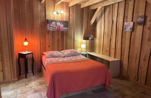 Vernusse Maison | Gîte familial avec piscine chauffée, sauna et activités sur domaine de 15 hectares - FR-1-489-357