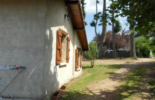 Saint-Haon-le-Chatel Maison | Gîte familial avec piscine, jardin clos et jeux pour enfants - Saint-Haon-le-Châtel - FR-1-496-21
