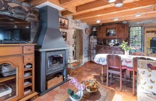 Fresse Maison | Gîte familial jusqu'à 8 pers., charme ancien & modernité - FR-1-583-407
