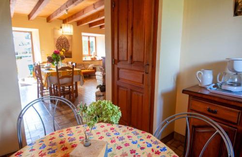 Le Buisson Maison | Gîte Gîte aux Combettes 4/6 personnes