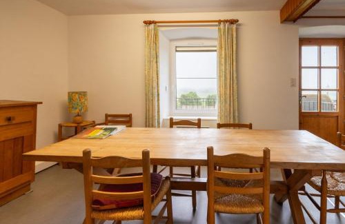 Saint-Paul-le-Froid Maison | Gîte Gîte de l'Ancien Presbytère 6/8 personnes