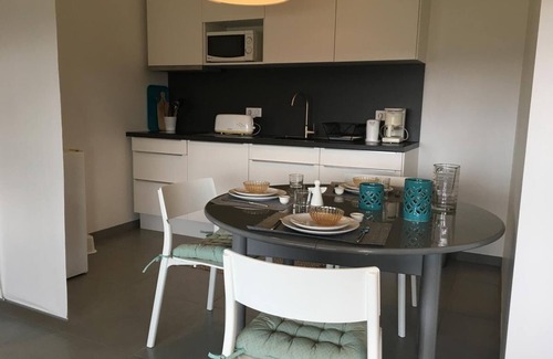 Bouloc Maison | Gîte - Grand studio contemporain