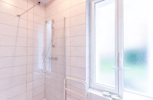 Dampierre-en-Burly Maison | Gîte indépendant avec terrasse et accès direct au lac - FR-1-590-223