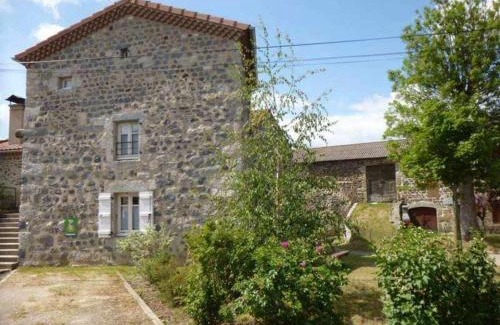 Rauret Maison | Gîte indépendant 4 pers. à Rauret avec cour, proche gorges de l'Allier, parking privé, animations. - FR-1-582-193