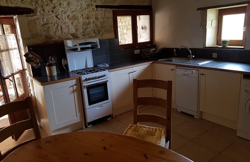 Montpellier de Medillan Villa | Gîte l'hégoa se situant dans un petit hameau à 17km des plages Charentaise