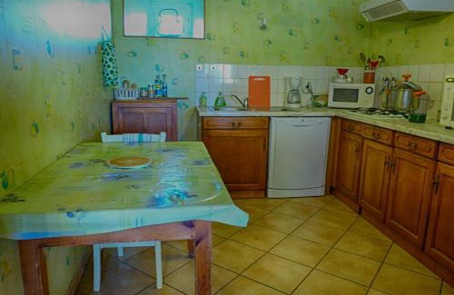 Beaune-sur-Arzon Maison | Gîte "L'Orée du Bois"