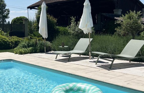 Lugon-et-l'ile-du-Carney Appartement | Gîte - LA CLOCHETTE