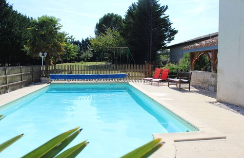 Pons Maison | Gîte La Grange du Pech, piscine sécurisée enfants
