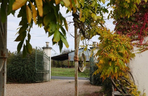 Avrille-les-Ponceaux Maison | Gîte La Marelle