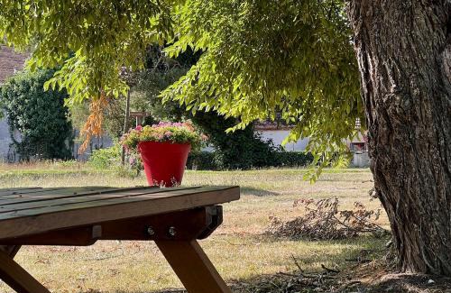 La Celette Maison | Gîte La Maison du Bout du Monde - Gîte en transition