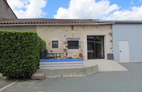 Montournais Maison | Gîte la petite maison