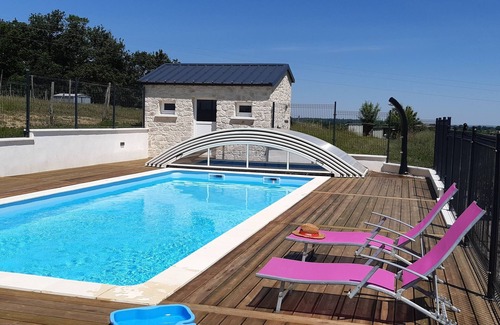 Lauraet Maison | Gîte piscine en pleine nature, à la campagne, pas de bruit,calme et repos