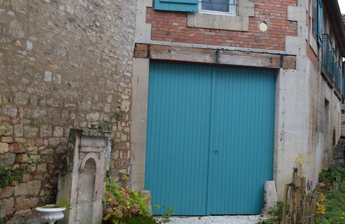 Joinville Maison | Gîte La Rose Trémière - Maison Avec Terrasse, Idéale Pour un Séjour en Famille