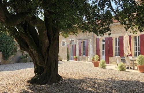 Laroque Maison | Gîte Laroque, 3 pièces, 4 personnes - FR-1-440-190