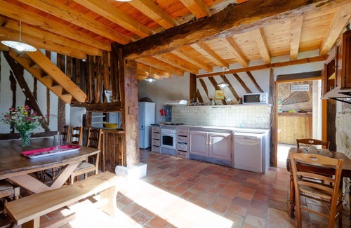 Lavergne Maison | Gîte Le Capricorne avec grande piscine privée