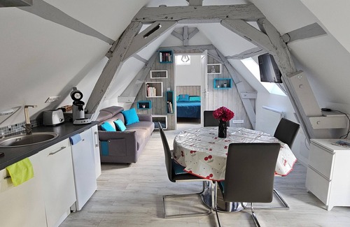 Villebernier Appartement | Gîte "Le Cerisier" Domaine des Moizons