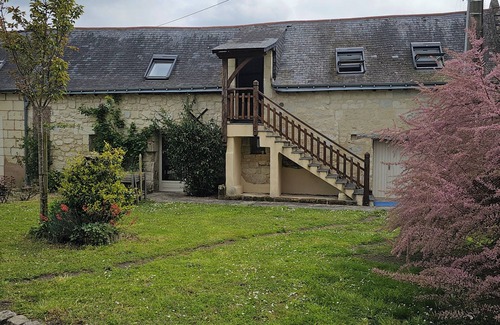 Villebernier Appartement | Gîte "Le Cerisier" Domaine des Moizons