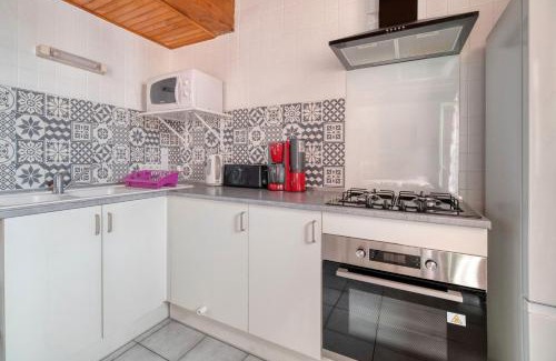 La Cassaigne Maison | Gîte Le Lilas - Gîte À La Ferme
