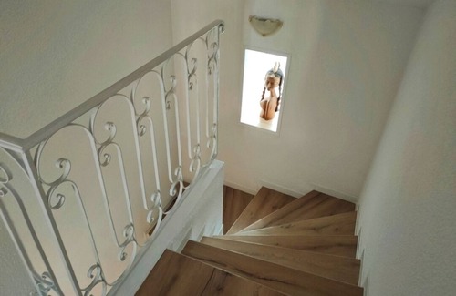 Sablons Maison | Gîte le loft bleu sleeps 12