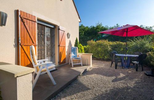 Saint-Julien-de-Lampon Maison | Gîte le Noyer - l'Ancien Vignoble