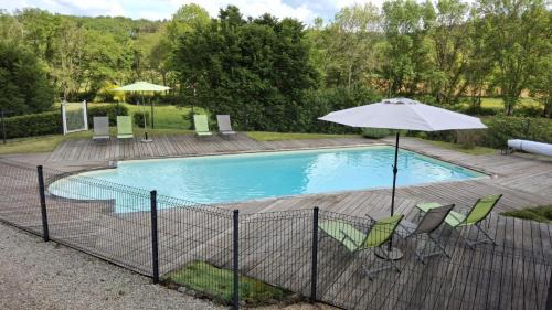 Sainte-Foy-de-Longas Maison | Gîte le Pech