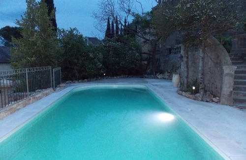 Pont-Saint-Esprit Cottage | Gîte LE ROCHER de 45m²