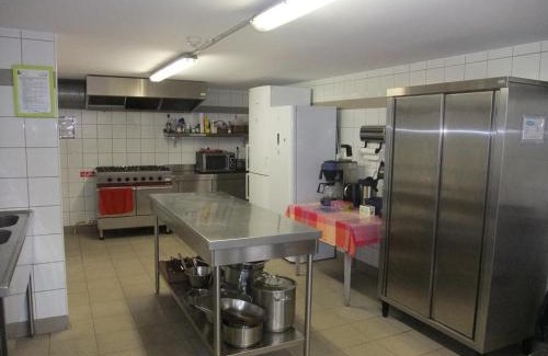 Clairegoutte Maison | Gîte Le Séquoia: Confort pour 17 personnes, idéal pour randonner dans les Vosges Saônoises - FR-1-583-426