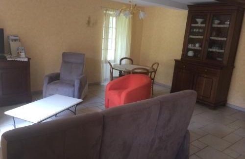 Maligny Maison | Gîte Les aurégats