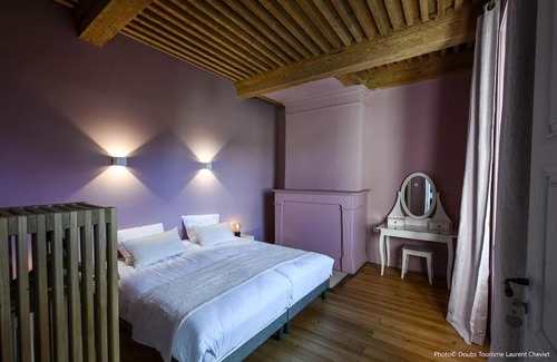 Ornans Maison | Gîte Les Muses, Ancien hôtel particulier avec SPA