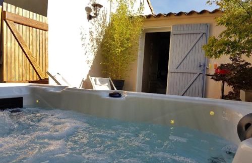 Moussan Maison | Gîte Les Roseaux Spa extérieur privatif inclus