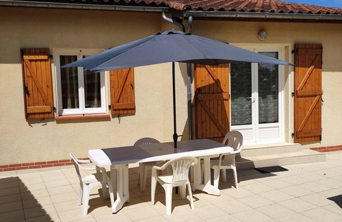 Puycornet Appartement | Gîte Les Rosiers