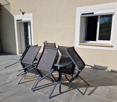 Besignan Appartement | Gîte les trois abeilles