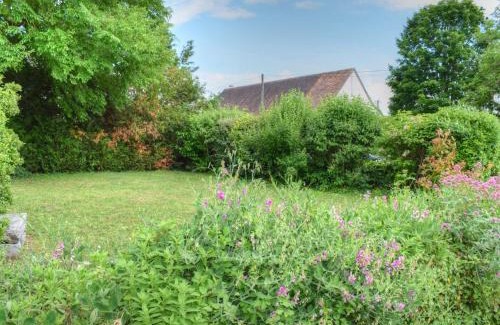 Montresor Maison | Gîte lumineux à Montrésor avec jardin privatif et équipements complets, proche du Zooparc de Beauval - FR-1-381-72