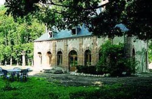 Trezelles Maison | Gîte lumineux avec jardin, près de Vichy, 2 chambres, équipements modernes, draps inclus - FR-1-489-281