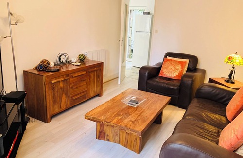 Bussiere-Dunoise Maison | Gîte LVB Lovely 2-bedroom village home in Bussière-Dunoise Sleeps 4