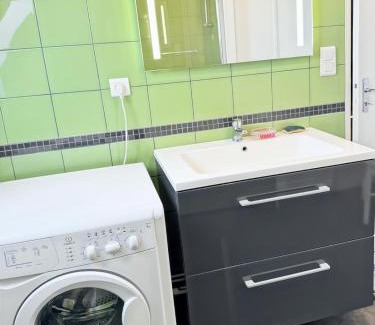 Saint-Pantaleon-de-Lapleau Maison | Gîte Mourniac cœur village - Corrèze - 3ch - 6pers