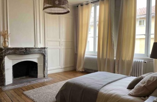 Chalons-en-Champagne Maison | Gîte - Maison de Ville Avec Jardin - Hôtel Particulier Champenois