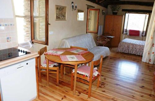 Navas Maison | Gîte Maison Cavalier 2/4 personnes à Gabriac