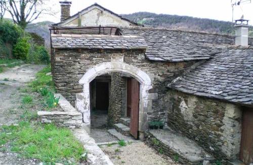 Navas Maison | Gîte Maison Cavalier 2/4 personnes à Gabriac